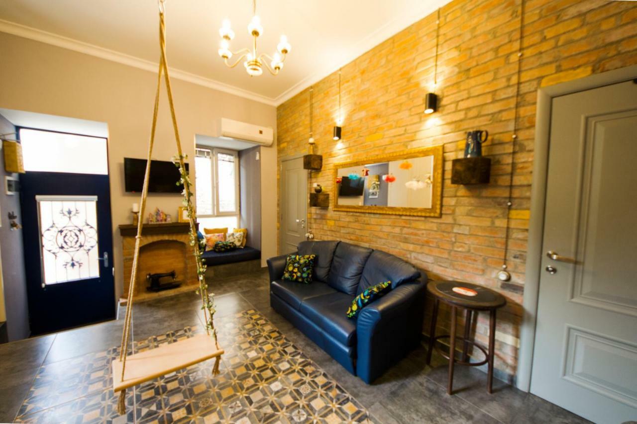 Sofia Apartment In Old Tbilisi Exterior photo